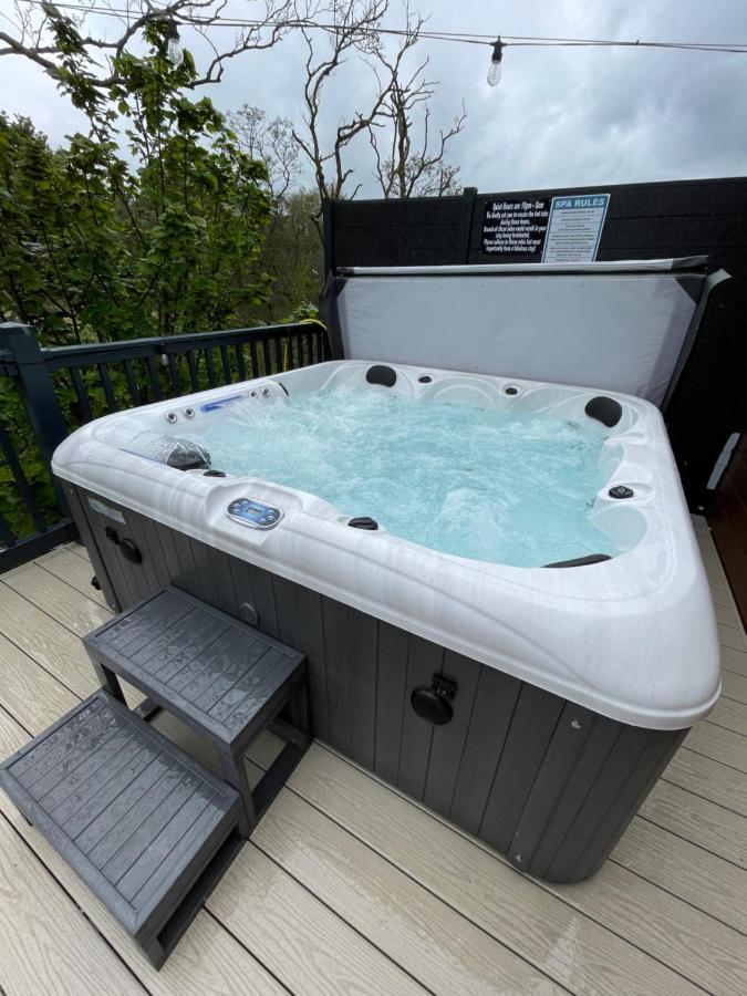 Boggy Creek - Lodge With Hot Tub Felton  Eksteriør bilde
