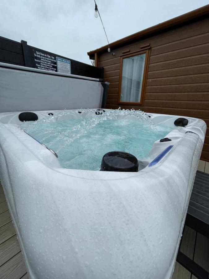 Boggy Creek - Lodge With Hot Tub Felton  Eksteriør bilde